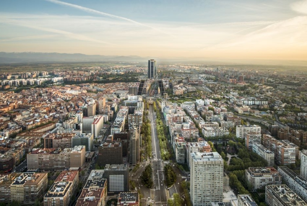Vistas aéreas de Barcelona, ciudad sobre la que hablamos las tendecias inmobiliarias.